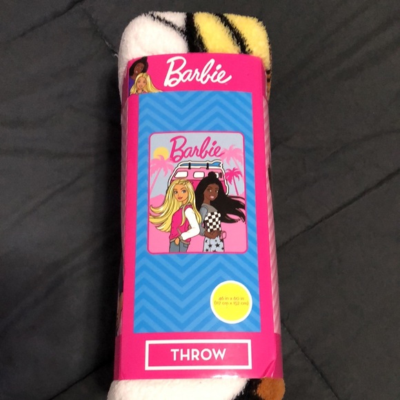 COPY -🔥HALF PRICE SPECIAL 🛼BNWT BARBIE🛼SOFT FLEECE THROW BLANKET - Picture 2 of 2